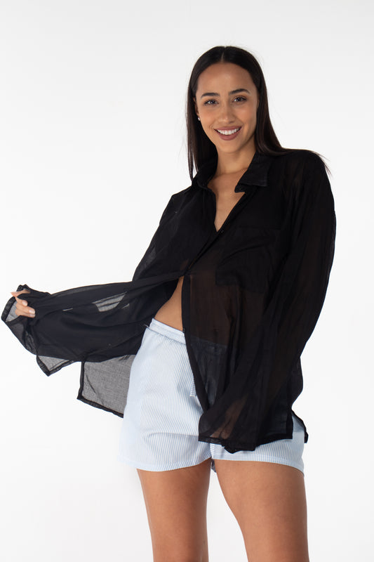 Black loose shirt